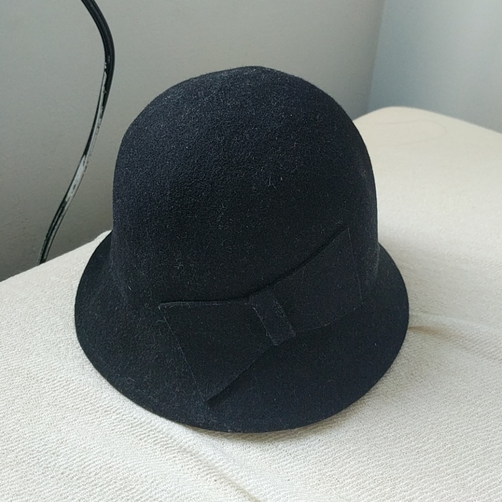Black Cloche Hat